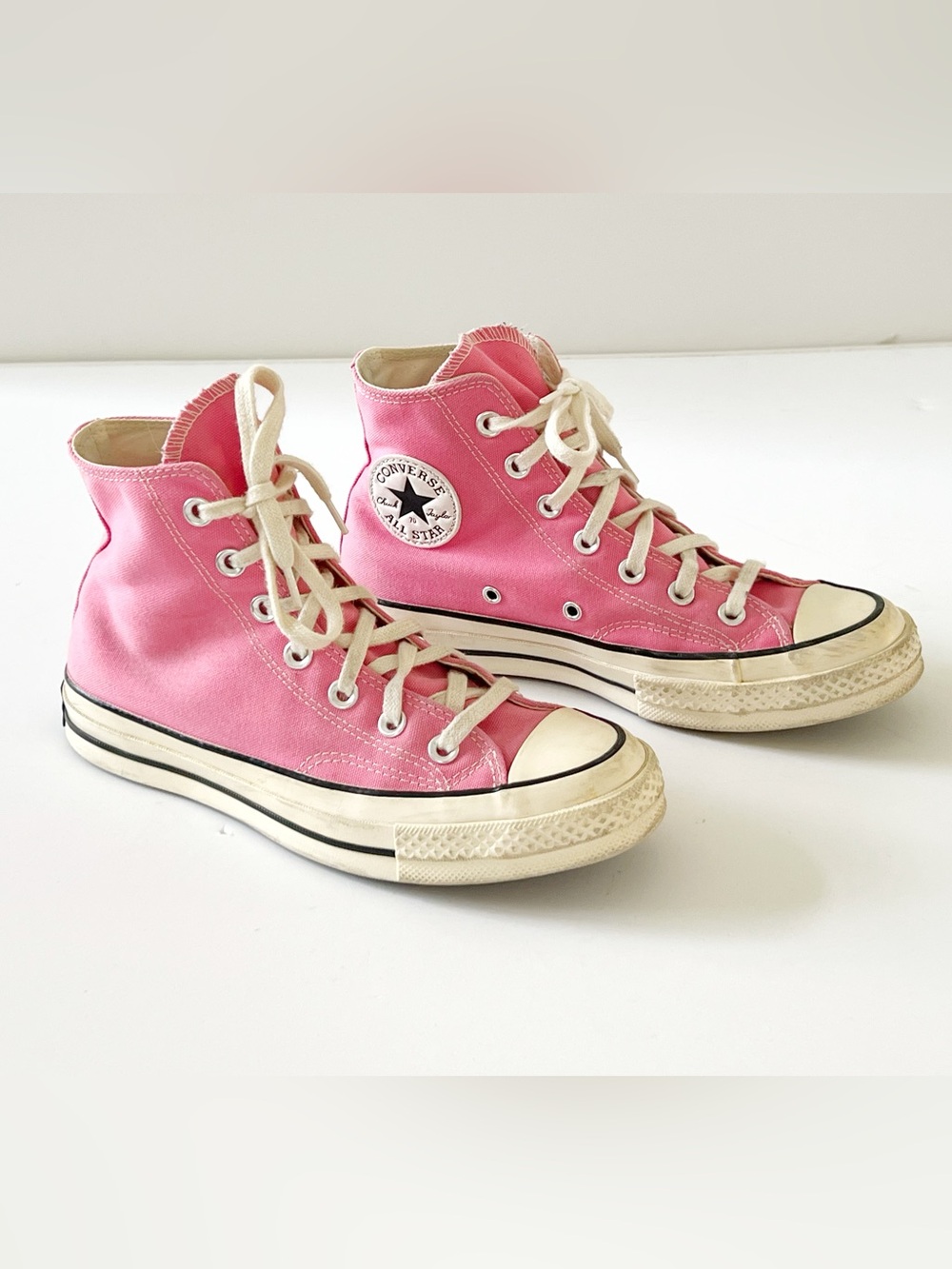 Chuck Taylor All Star High-Top Sneaker Pink